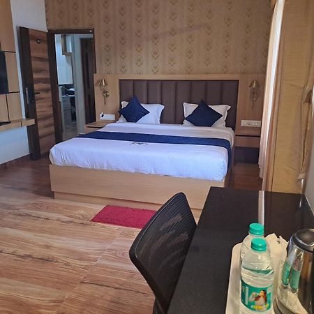 Sky Inn مَسّور المظهر الخارجي الصورة
