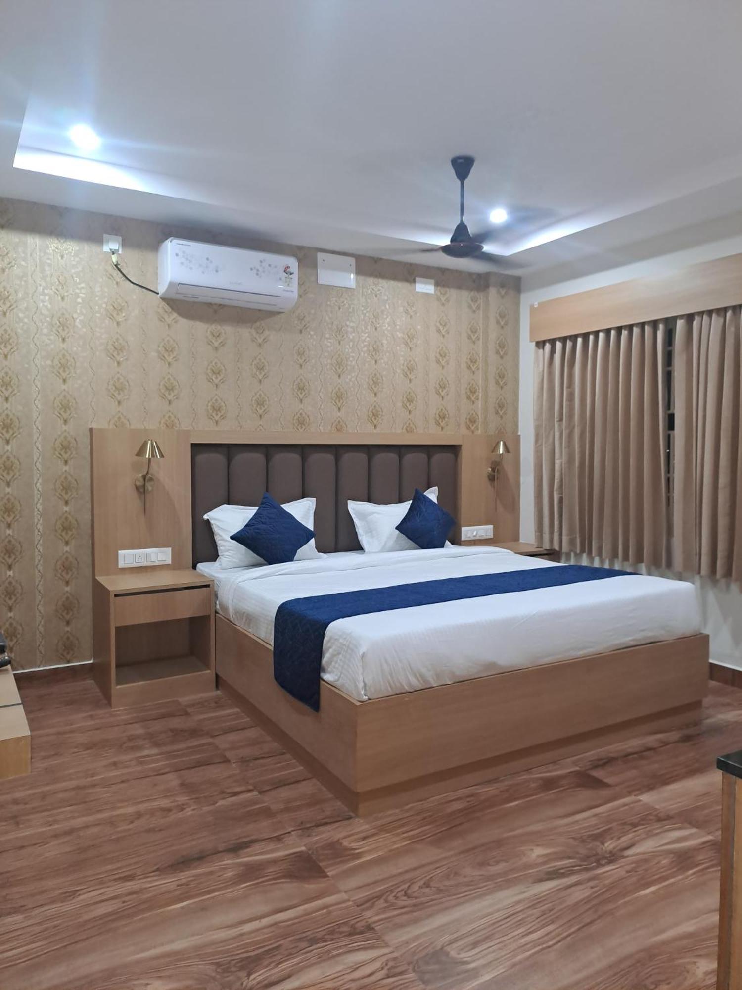 Sky Inn مَسّور المظهر الخارجي الصورة