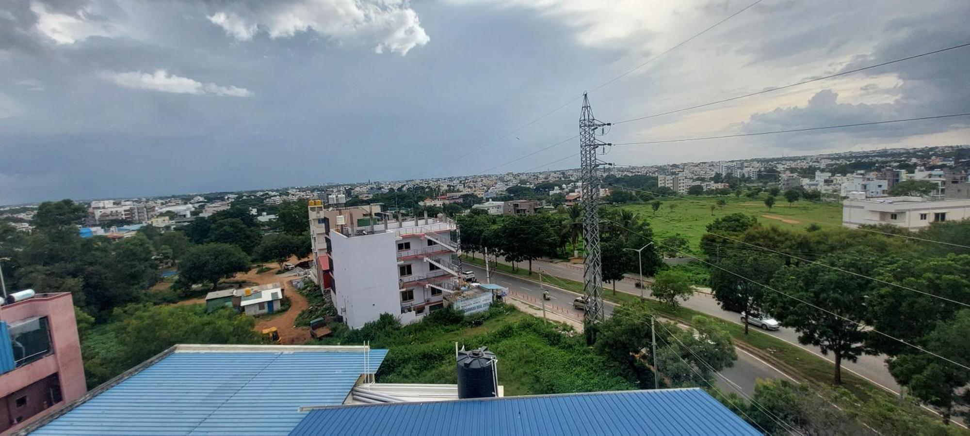 Sky Inn مَسّور المظهر الخارجي الصورة